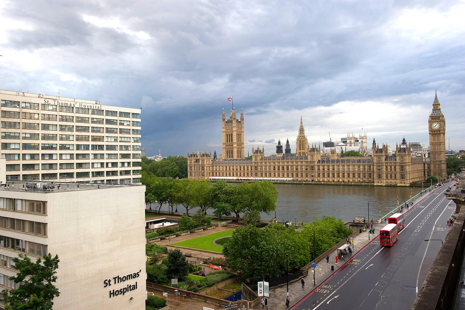 Guy's and St Thomas' · London